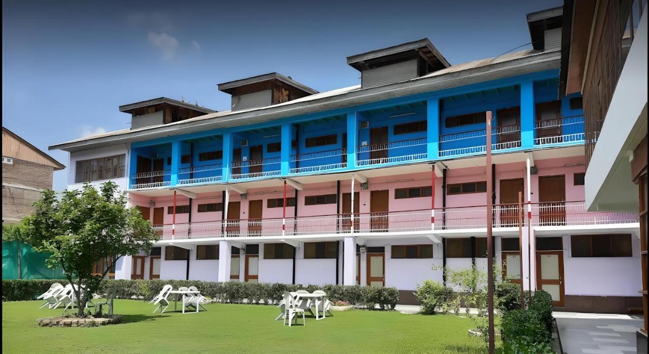 Hotel New Sahil Srīnagar المظهر الخارجي الصورة