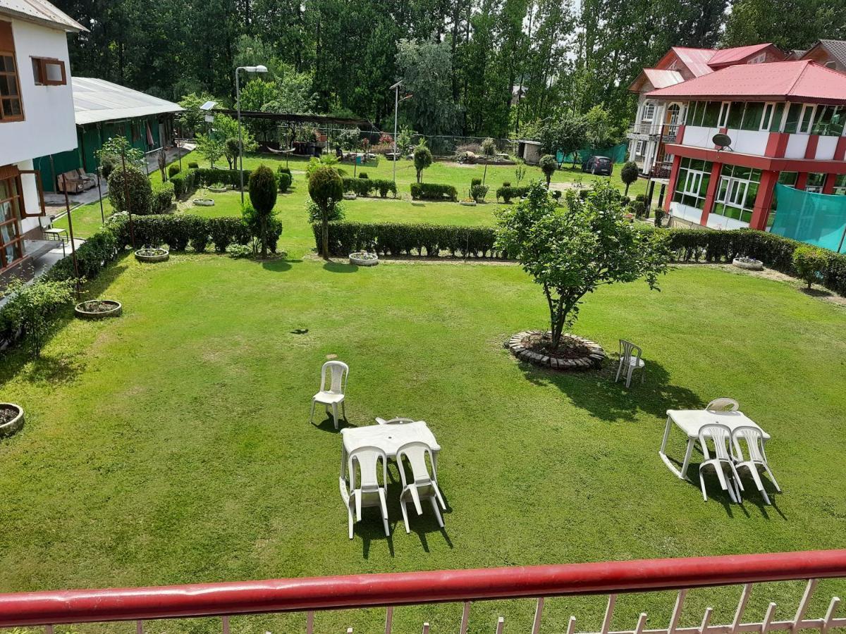 Hotel New Sahil Srīnagar المظهر الخارجي الصورة