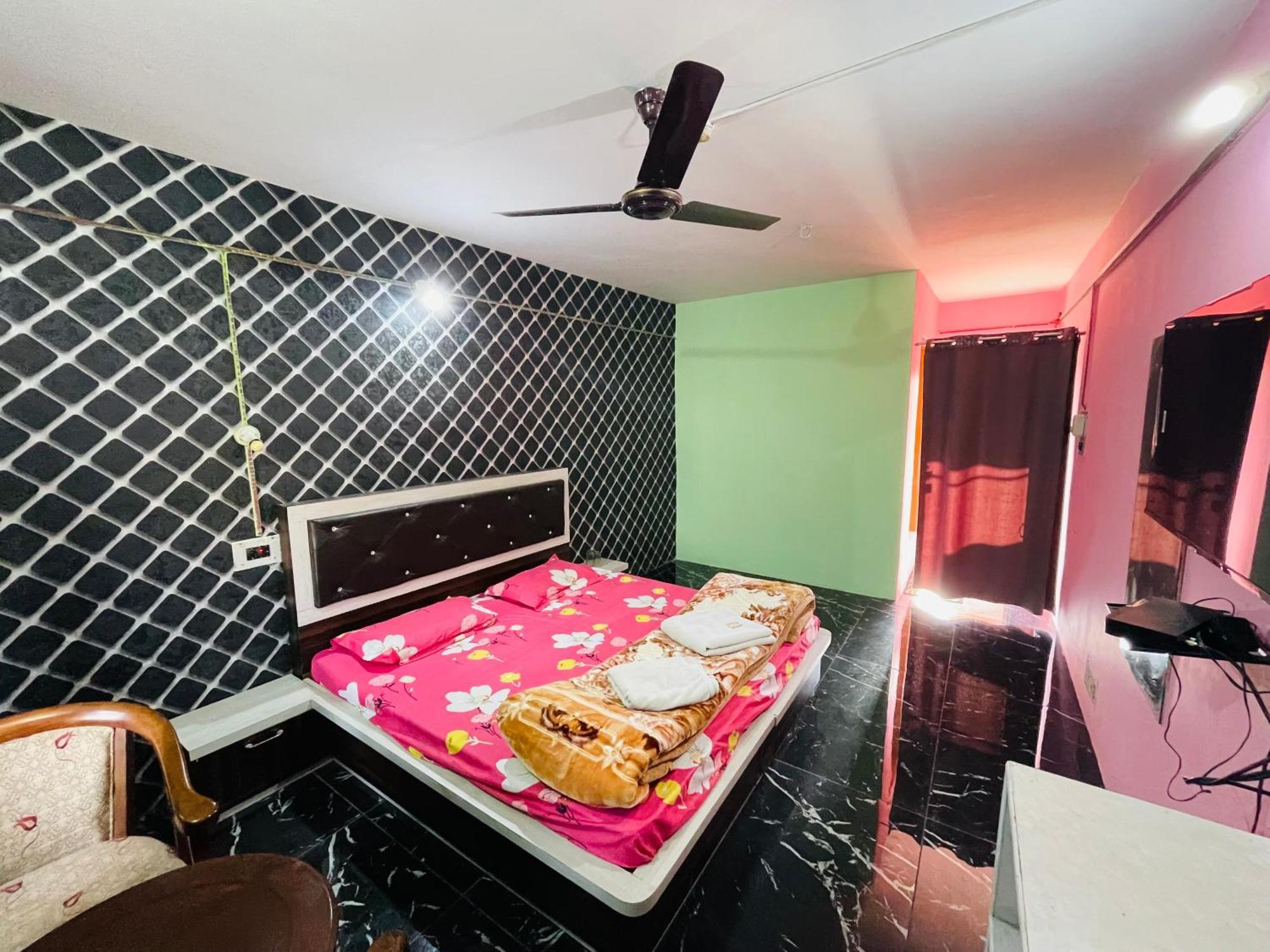 Hotel New Sahil Srīnagar المظهر الخارجي الصورة